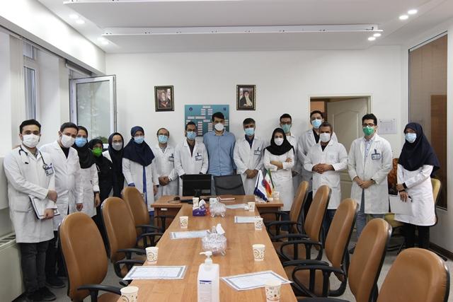 جلسه رئیس بیمارستان شریعتی با دستیاران ارشد این بیمارستان 